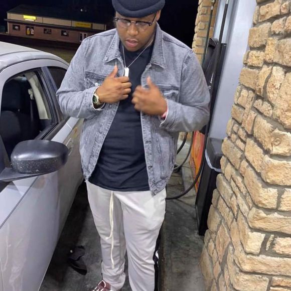 Meet your Posher, Keith - Picture 1 of 1